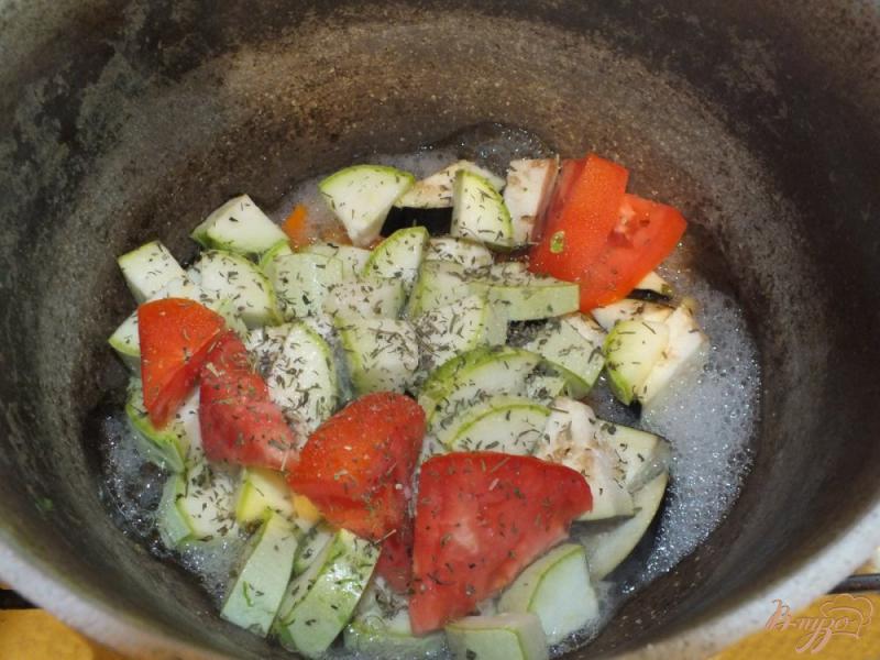 Фото приготовление рецепта: Диетическое овощное рагу с ароматными травами шаг №6