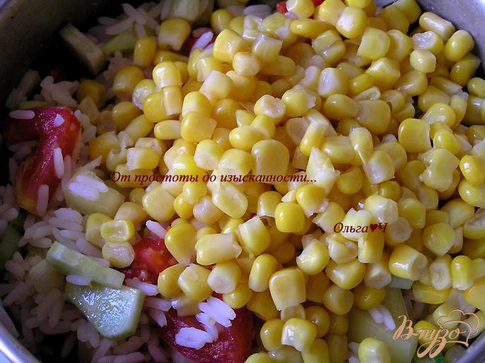 Фото приготовление рецепта: Теплый рисовый салат с овощами шаг №3