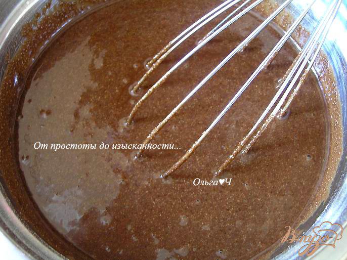 Фото приготовление рецепта: Шоколадный манник со сливами (в мультиварке) шаг №2