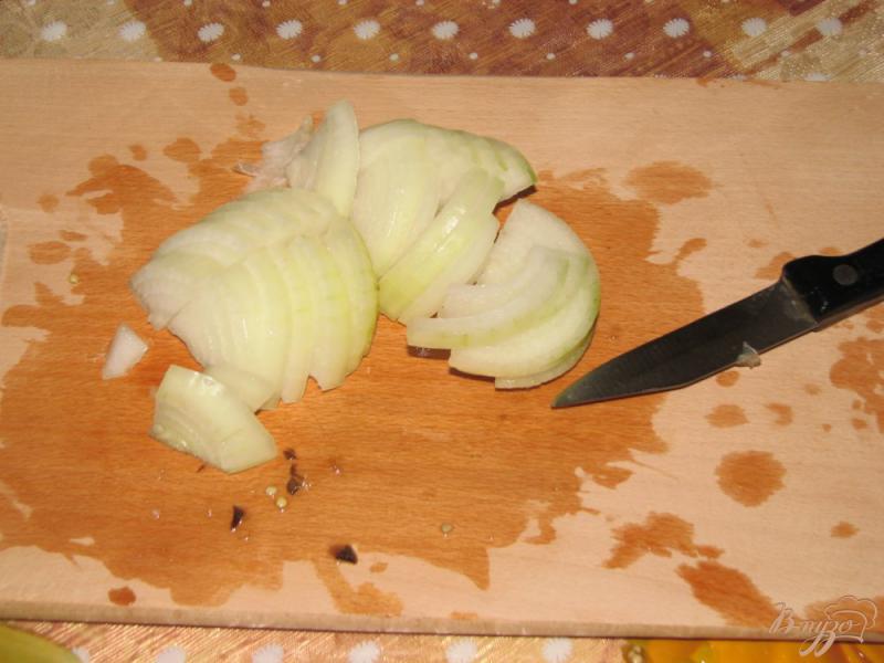 Фото приготовление рецепта: Легкий салат из баклажан шаг №2