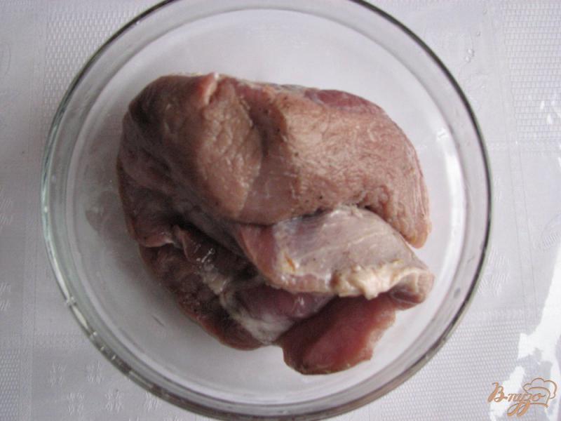 Фото приготовление рецепта: Мясо с курагой и черносливом шаг №1