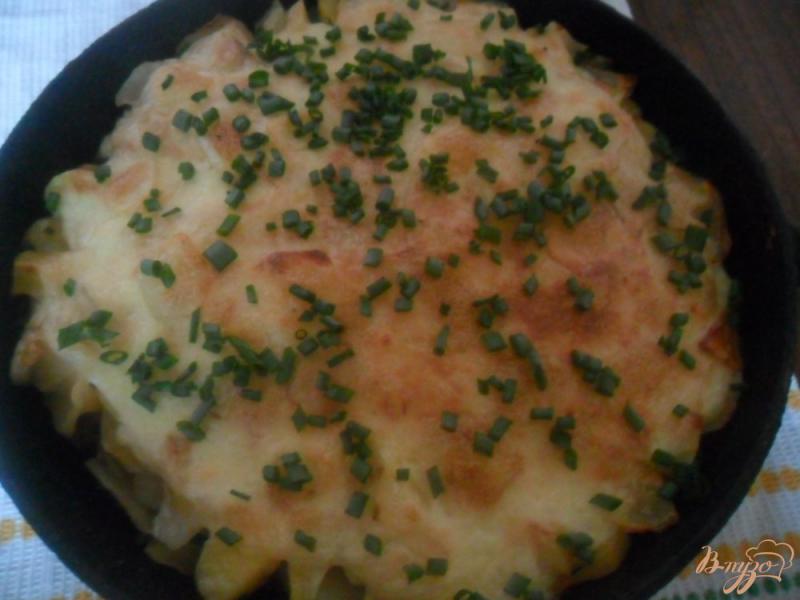 Фото приготовление рецепта: Запеченный картофель с мясом по - французки шаг №5