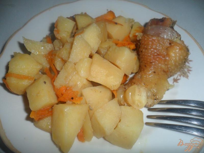 Фото приготовление рецепта: Тушёный картофель с мясом в чугунке по деревенски шаг №7