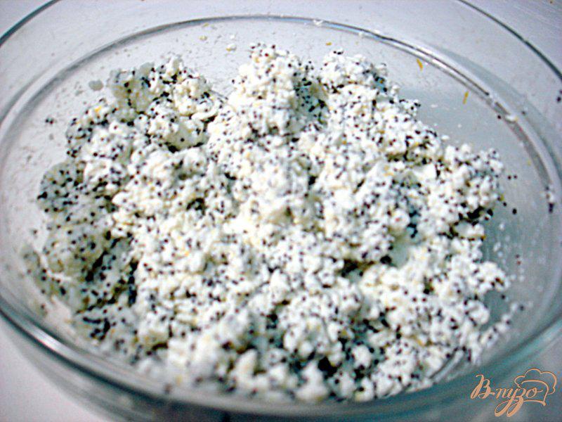 Фото приготовление рецепта: Кальмары фаршированные с салатом шаг №6