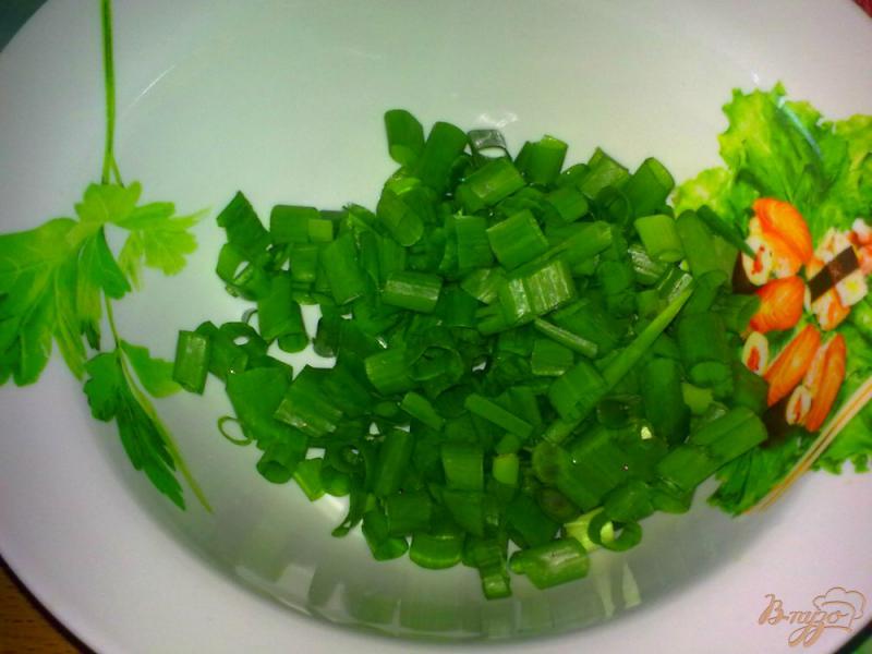 Фото приготовление рецепта: Салат овощной с редисом шаг №3
