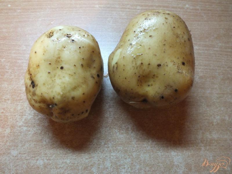 Фото приготовление рецепта: Картофель запеченный в специях и травах шаг №1