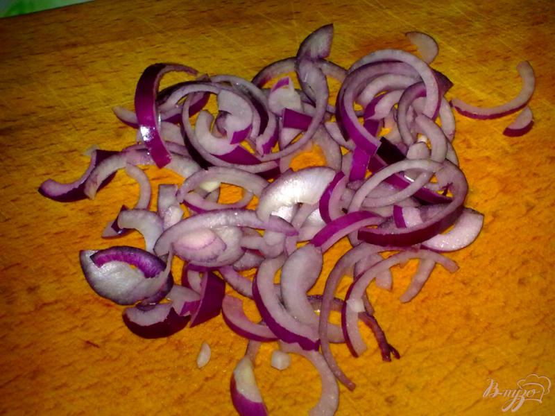 Фото приготовление рецепта: Салат из морской капусты шаг №3