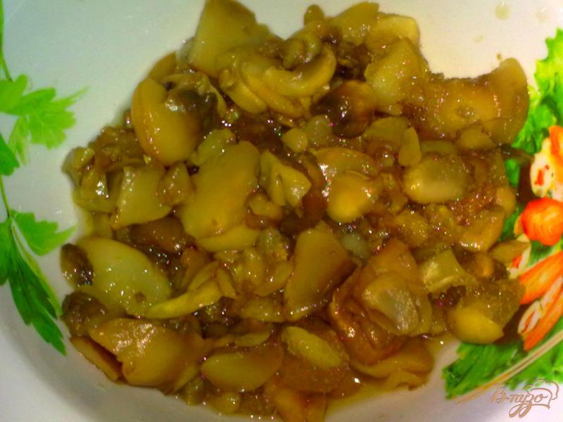 Фото приготовление рецепта: Суп со спаржевой фасолью и грибами шаг №5