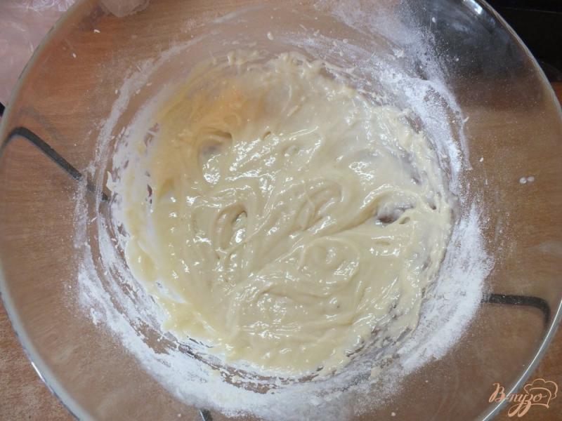 Фото приготовление рецепта: Кекс со свежим розмарином шаг №6