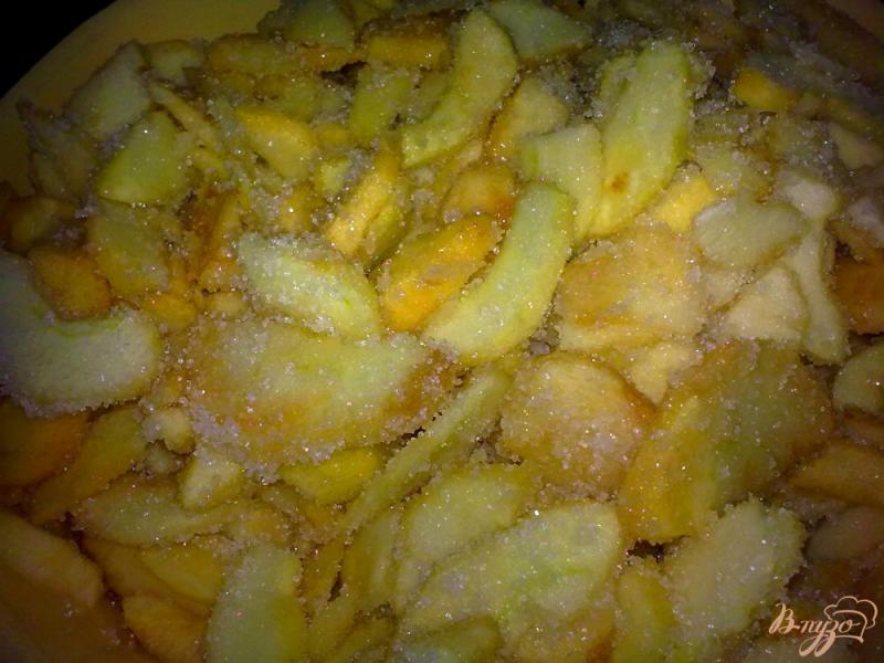 Фото приготовление рецепта: Яблочное варенье с пряностями шаг №2