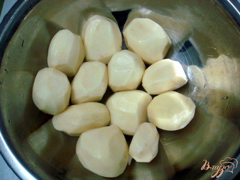 Фото приготовление рецепта: Рёбрышки запеченные с картофелем шаг №4