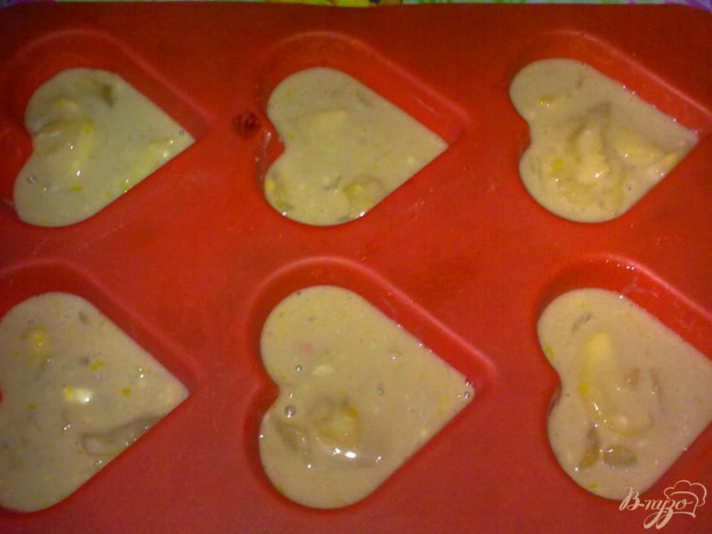 Фото приготовление рецепта: Кексы с яблочным вареньем шаг №3