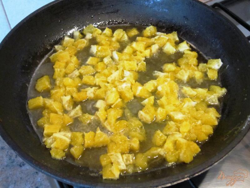 Фото приготовление рецепта: Куриное филе под апельсиновым соусом шаг №8