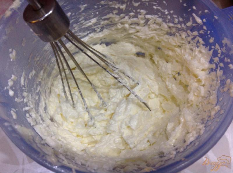 Фото приготовление рецепта: Сочные яблочные кексы шаг №4