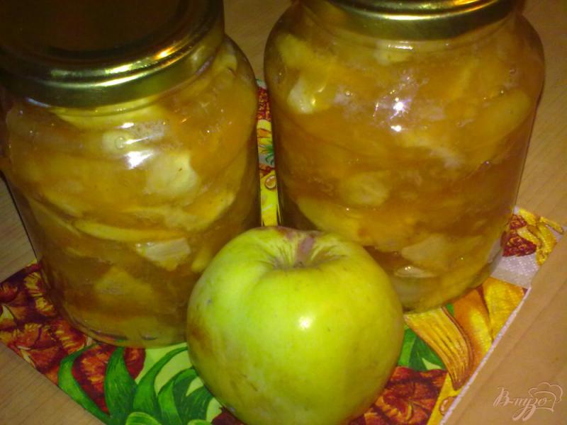Фото приготовление рецепта: Яблочное варенье с лимоном и имбирем шаг №6