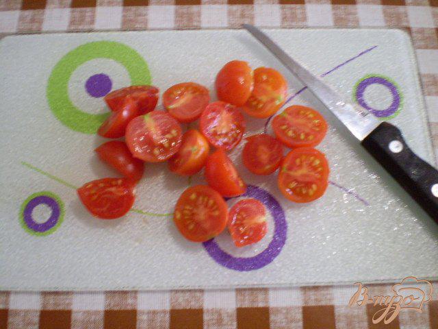 Фото приготовление рецепта: Овощной салат с кольраби шаг №2