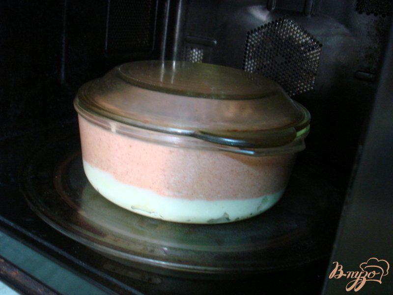 Фото приготовление рецепта: Печёночное суфле на картофельной подушке шаг №9