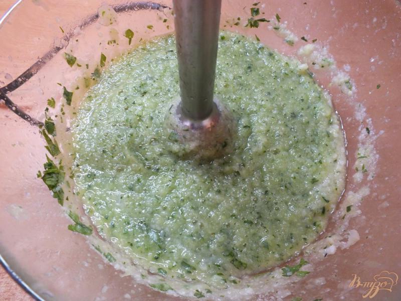 Фото приготовление рецепта: Крем-суп из огурца и цветной капусты шаг №10