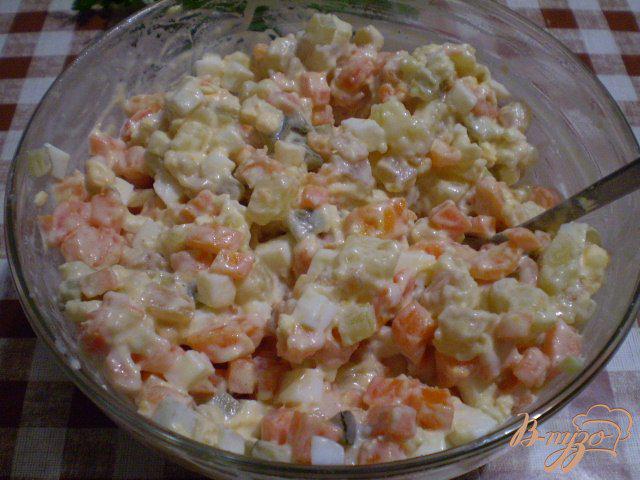 Фото приготовление рецепта: Салат «Морковка» шаг №5