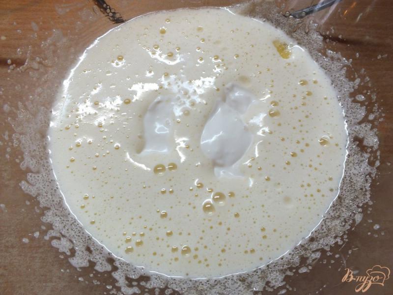 Фото приготовление рецепта: Простой ванильный пирог шаг №2