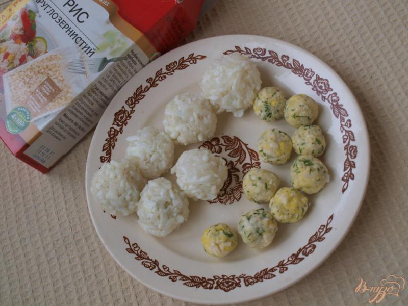 Фото приготовление рецепта: Закуска с рисом «Снежки» шаг №4