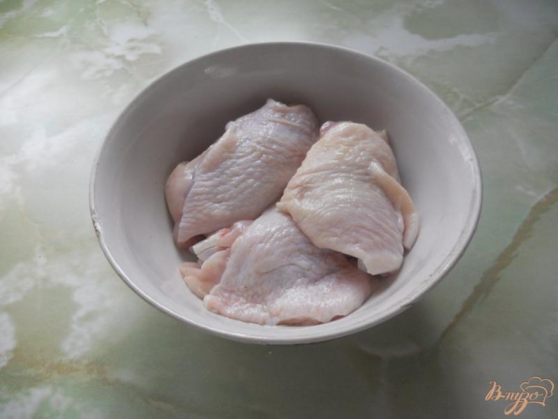 Фото приготовление рецепта: Куриные бедрышки на мангале шаг №1