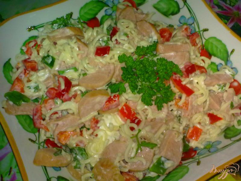 Фото приготовление рецепта: Салат с макаронами шаг №5