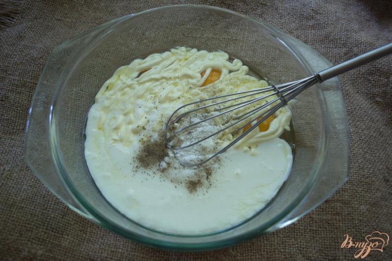 Фото приготовление рецепта: Пирог наливной с капустой и курицей шаг №2