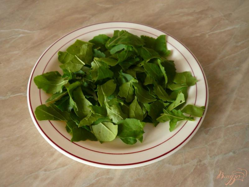 Фото приготовление рецепта: Салат с печенью трески шаг №1