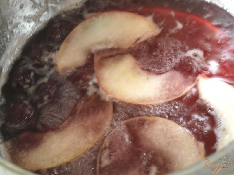 Фото приготовление рецепта: Яблочные розы для торта шаг №2