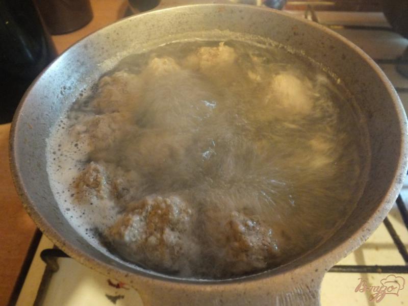 Фото приготовление рецепта: Суп с фрикадельками и тыквой шаг №8