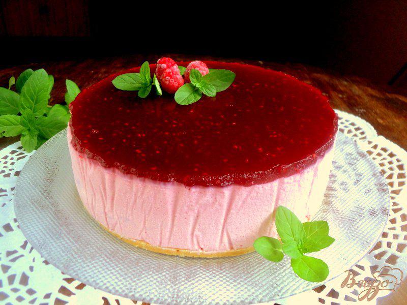 Фото приготовление рецепта: Торт-суфле с малиной шаг №9