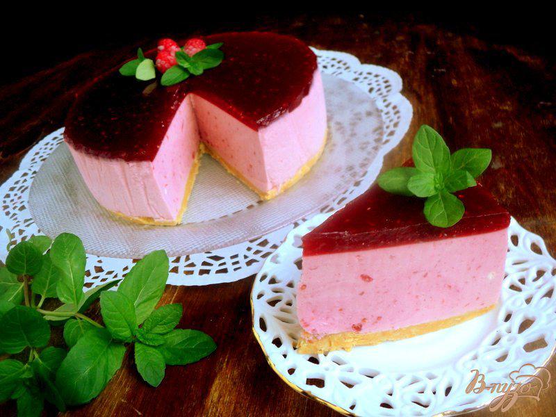 Фото приготовление рецепта: Торт-суфле с малиной шаг №10