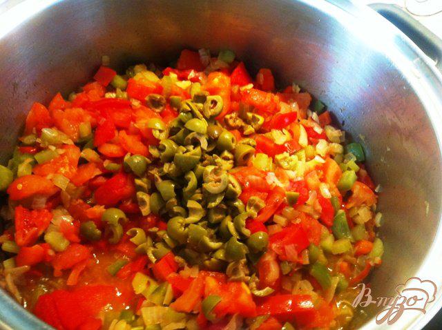Фото приготовление рецепта: Овощное рагу с оливками шаг №13