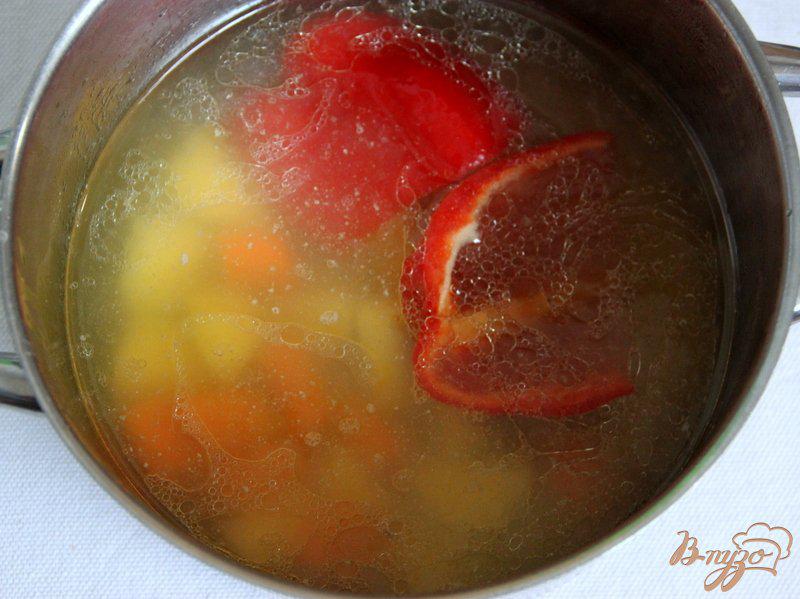 Фото приготовление рецепта: Суп-пюре с тыквой и овощами, с рисом шаг №3