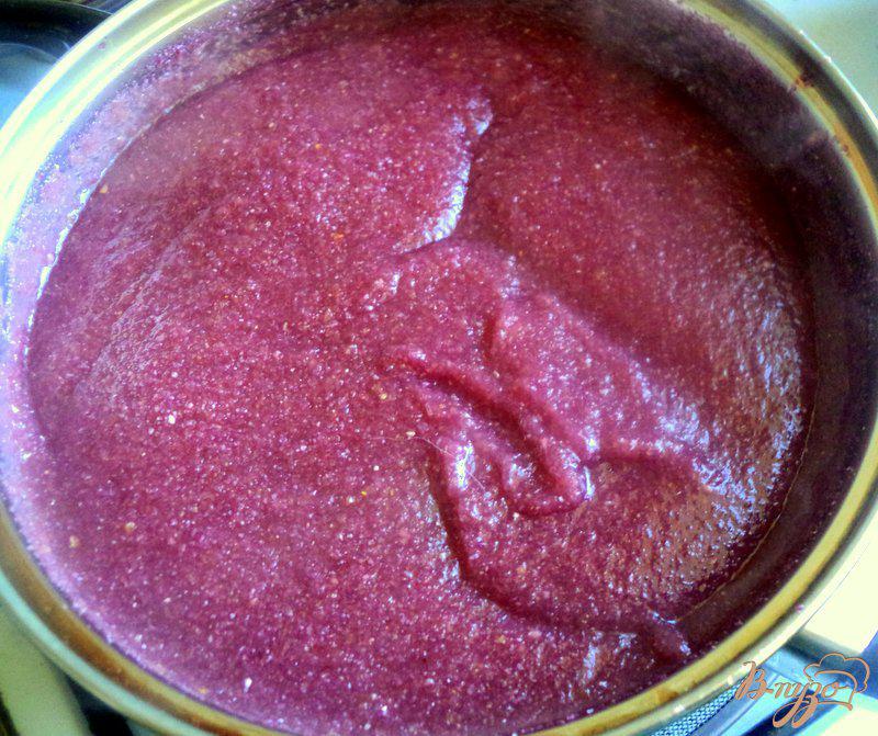 Фото приготовление рецепта: Пеламуша – десерт из виноградного сока шаг №3