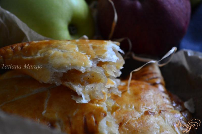 Фото приготовление рецепта: Яблочные пирожки шаг №5