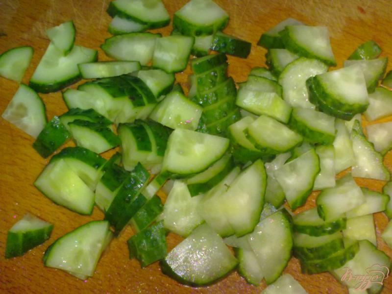 Фото приготовление рецепта: Салат со сливами шаг №2