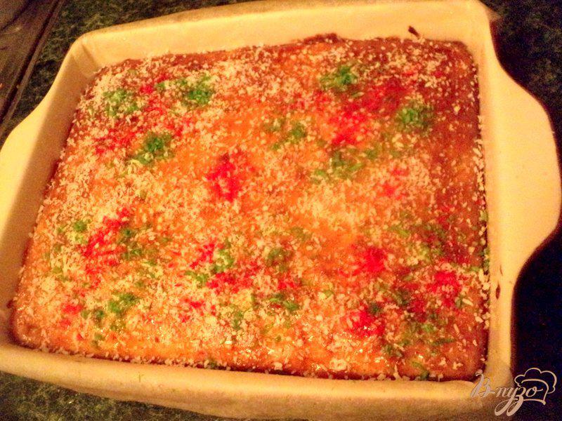 Фото приготовление рецепта: Морковный пряный пирог с фруктами шаг №6