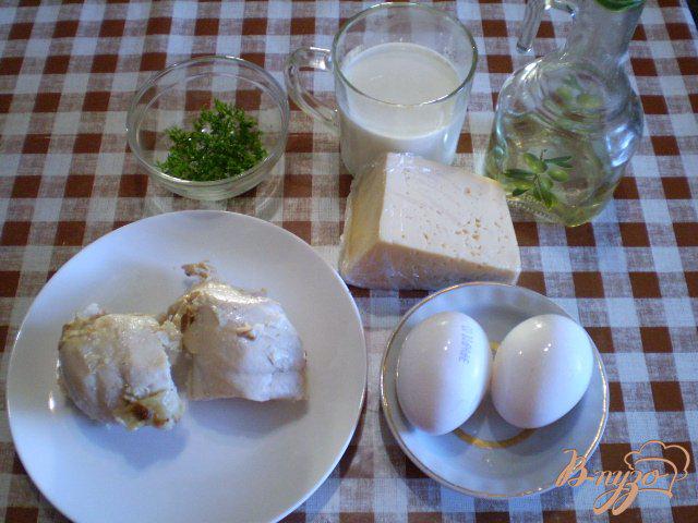 Фото приготовление рецепта: Омлет с цыпленком гриль и сыром в мультиварке шаг №1