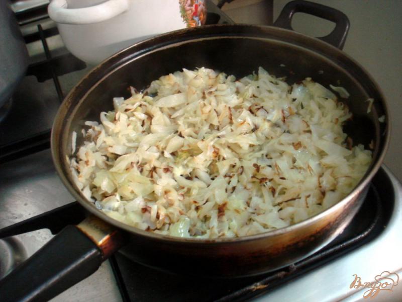 Фото приготовление рецепта: Картофельные зразы с капустой шаг №4