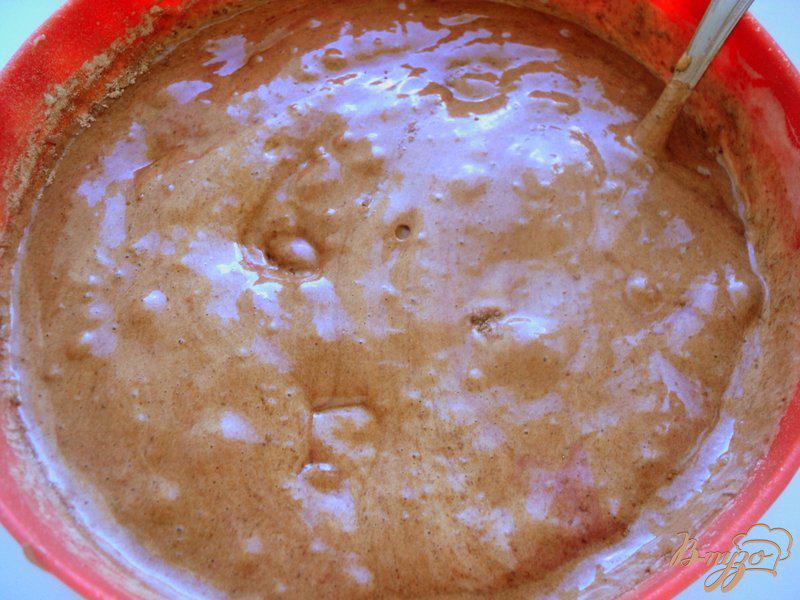 Фото приготовление рецепта: Шоколадный пирог с вишней шаг №2