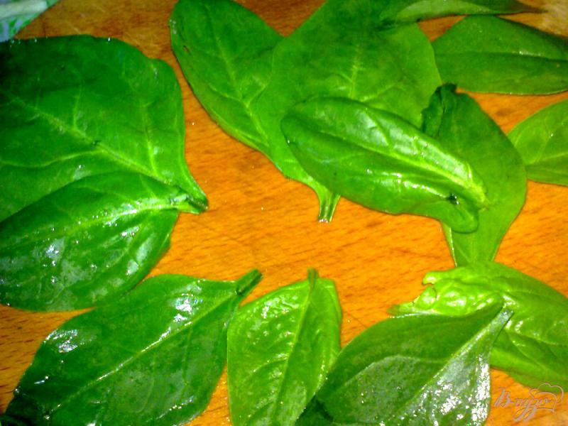 Фото приготовление рецепта: Салат из шпината с репкой шаг №1