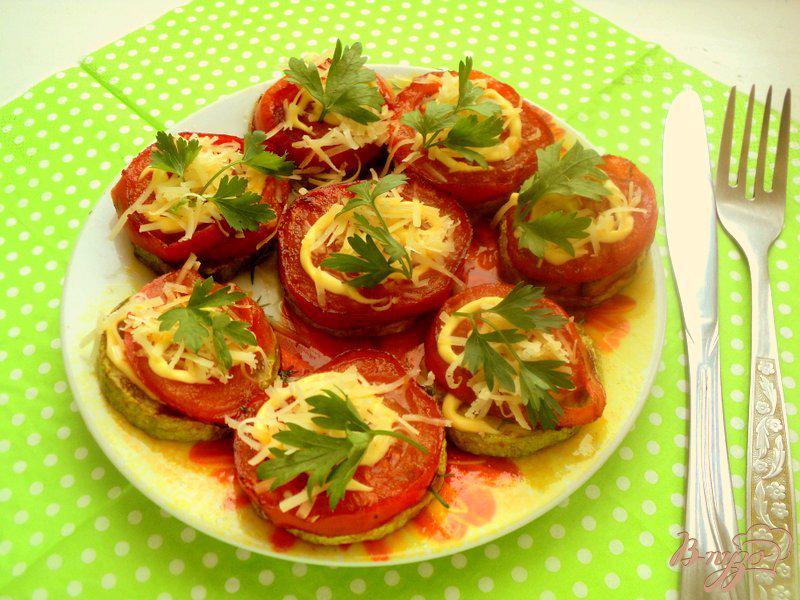 Фото приготовление рецепта: Закуска из кабачков и помидор шаг №5