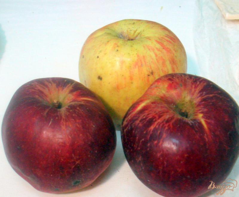 Фото приготовление рецепта: Слоёные конвертики с яблоками шаг №1