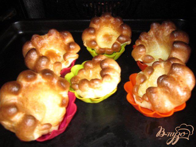 Фото приготовление рецепта: Блинные булочки с начинкой шаг №2