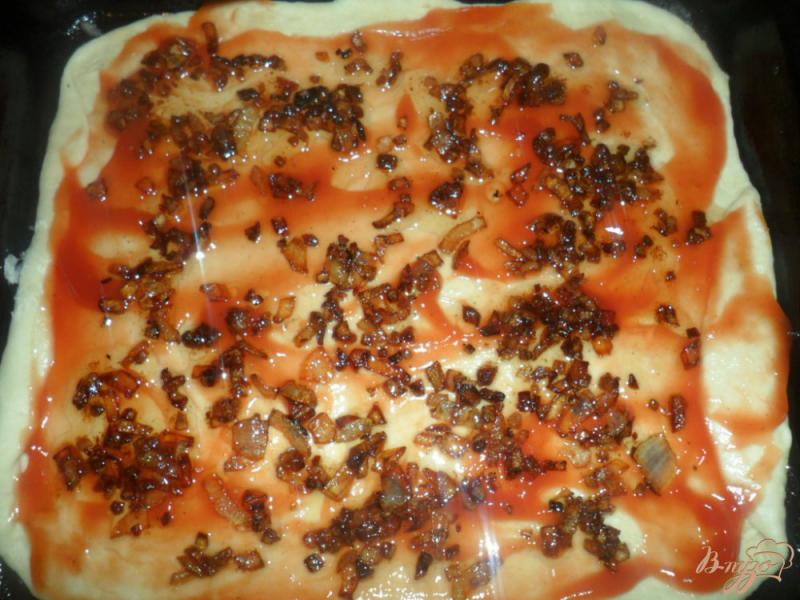 Фото приготовление рецепта: Пицца с салом шаг №5