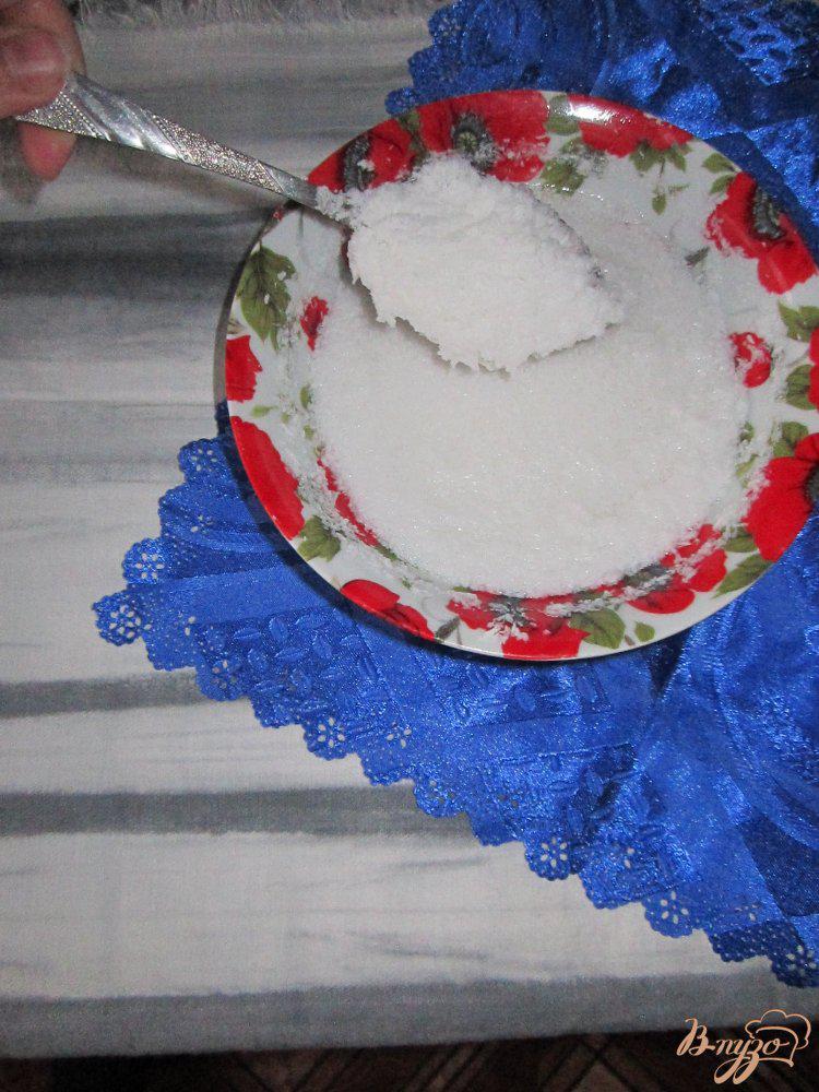 Фото приготовление рецепта: Манный кофейный пирог с кокосовым кремом шаг №4
