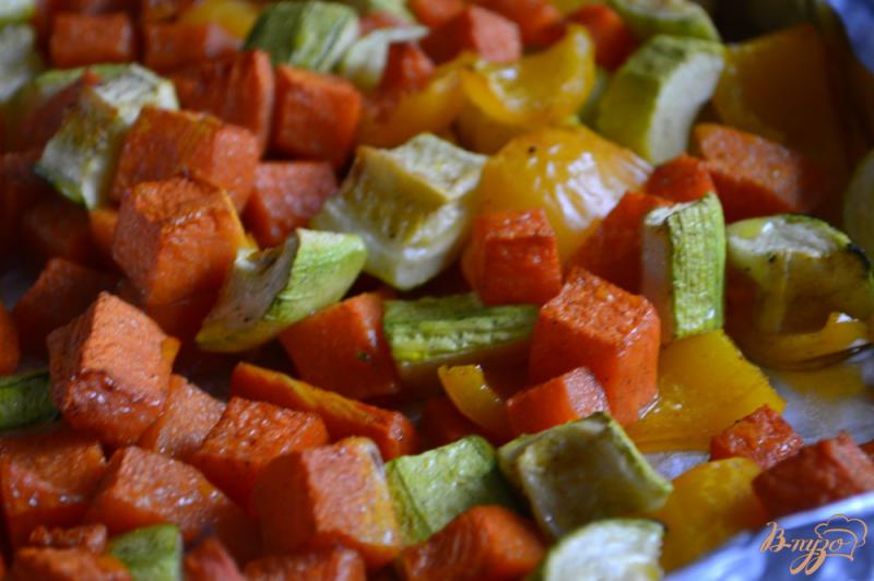 Фото приготовление рецепта: Суп-пюре из печеных овощей с булгуром шаг №2