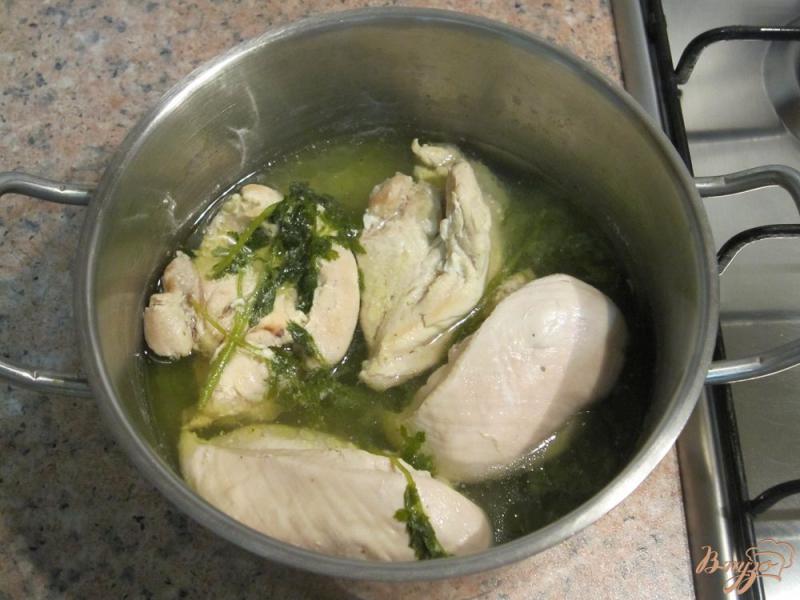 Фото приготовление рецепта: Курица в ореховом соусе шаг №3